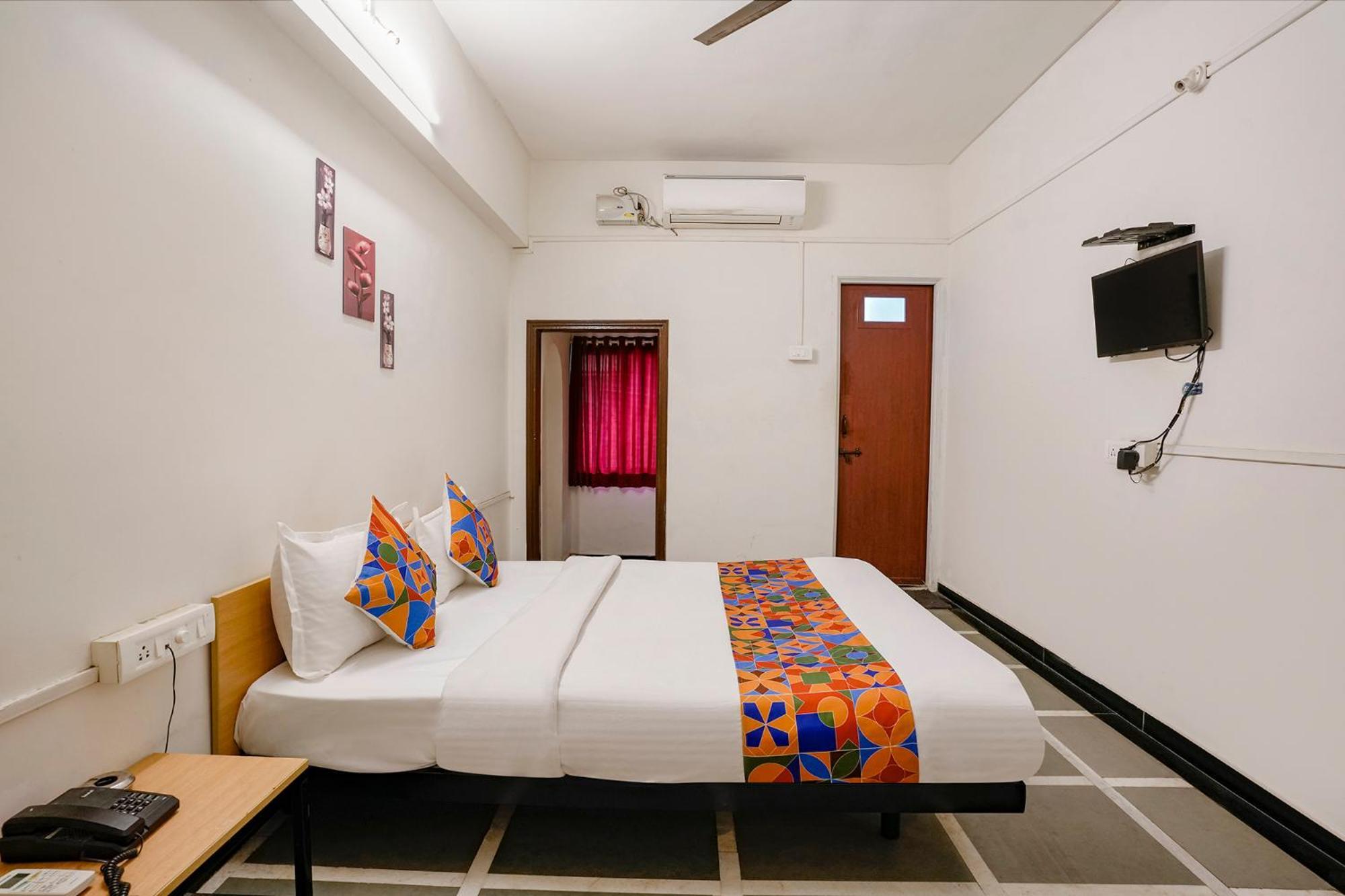 Fabhotel Saubhagya Inn Nášik Exteriér fotografie