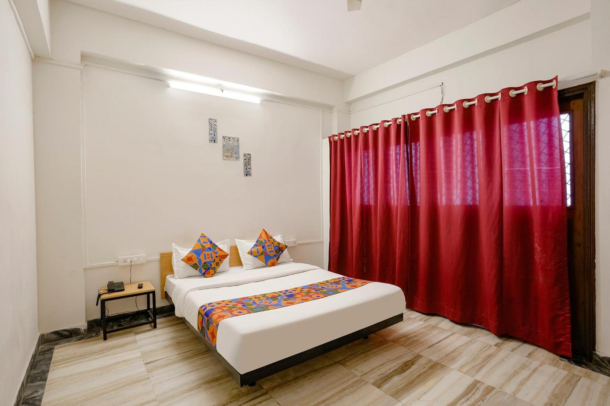 Fabhotel Saubhagya Inn Nášik Exteriér fotografie