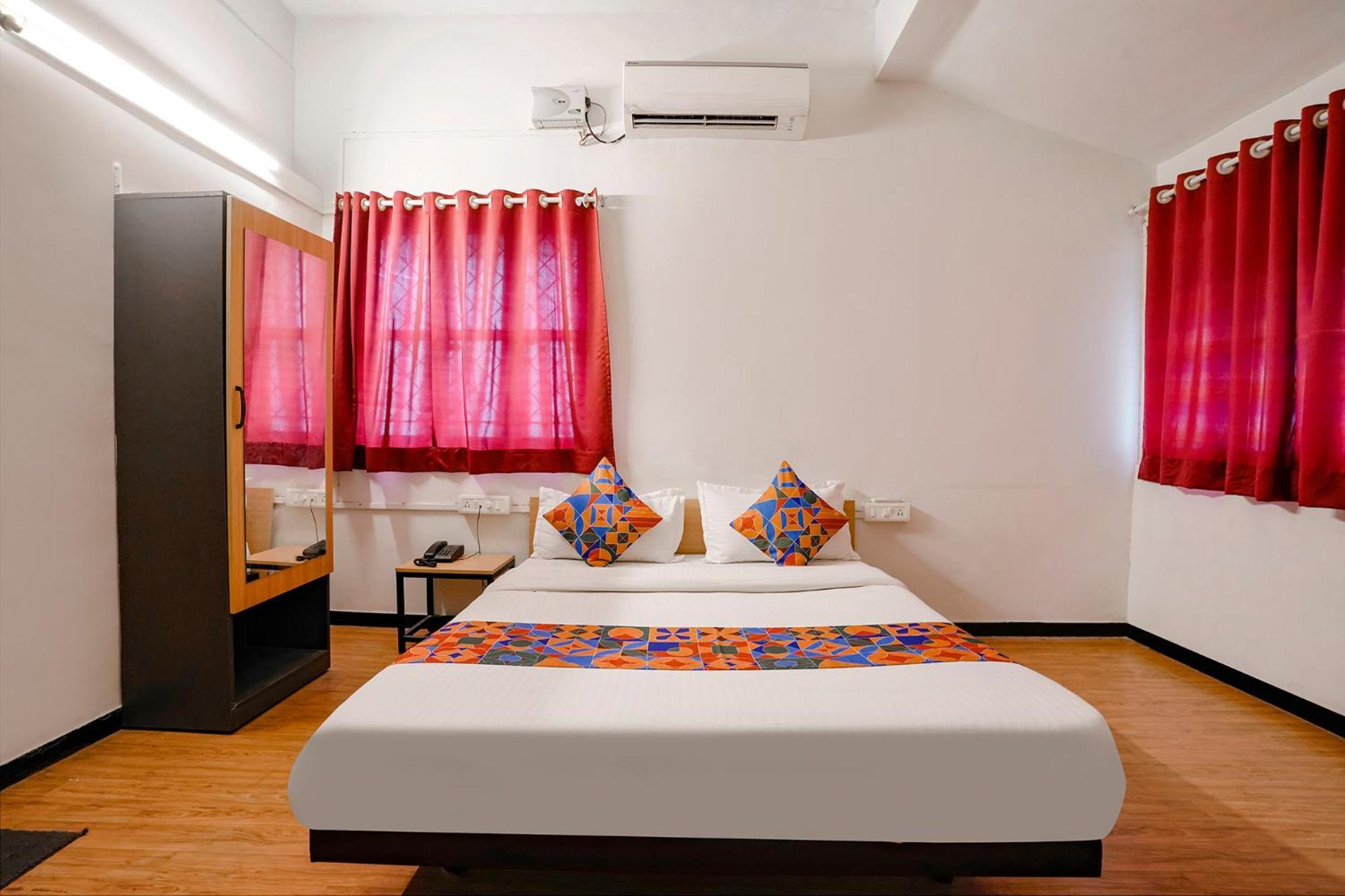 Fabhotel Saubhagya Inn Nášik Exteriér fotografie